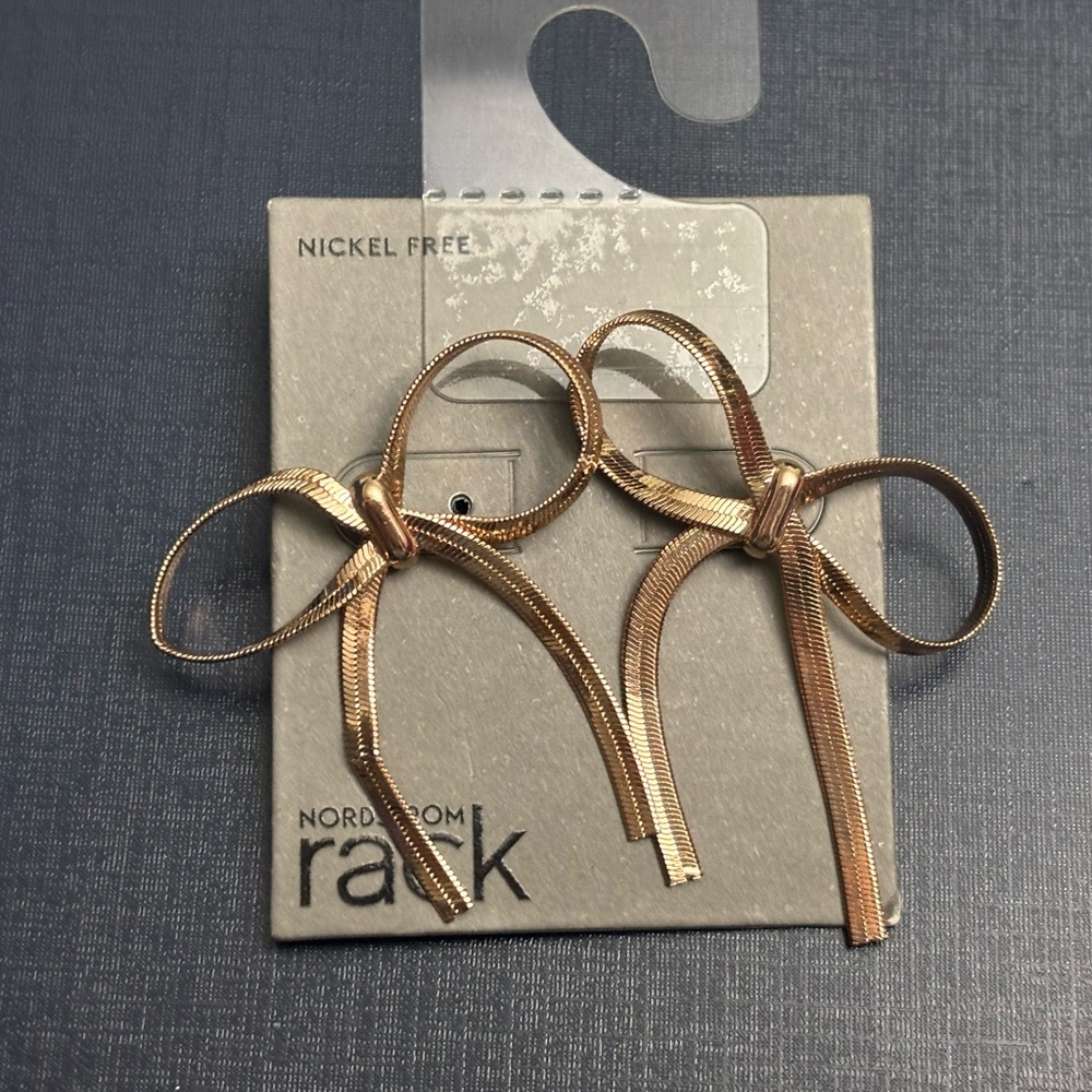 New! Nordstrom Rack Metallic bow earrings Gold